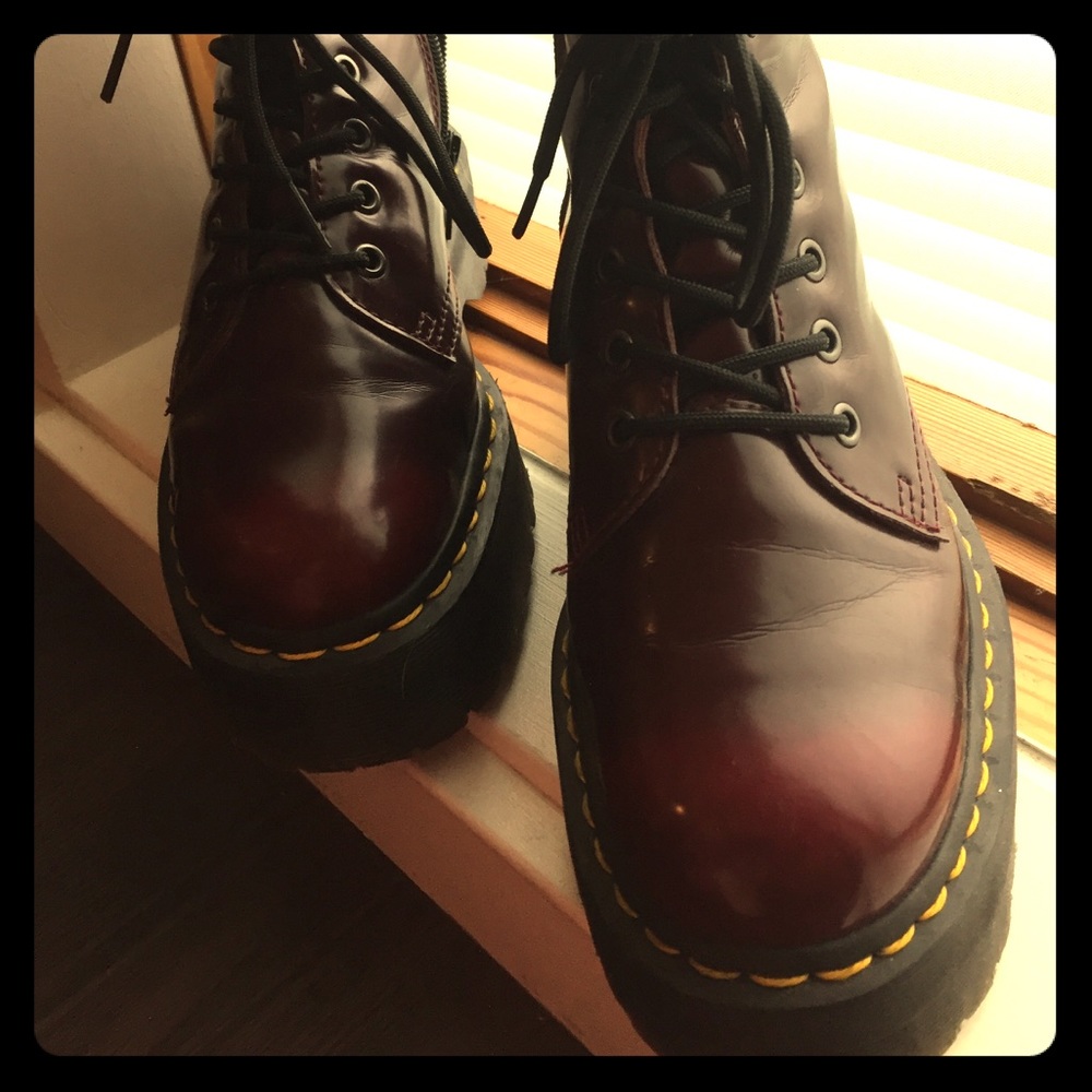Cherry red, VEGAN Doc Martens